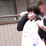 【超重磅首发】恋足男捂倒多名学生妹，狂吃多双白嫩美脚