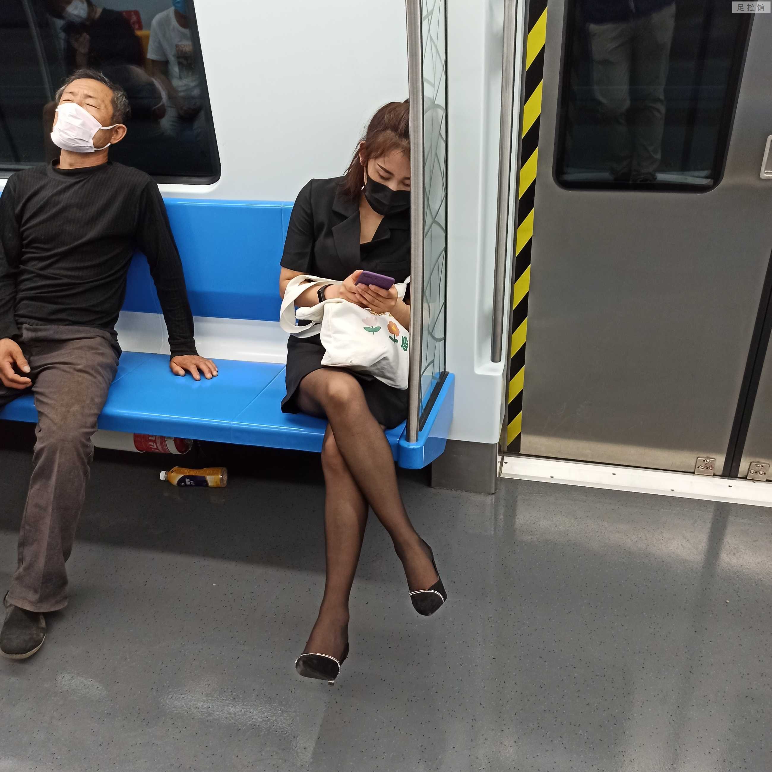 103743db76b7ry36gyu5gt.jpg