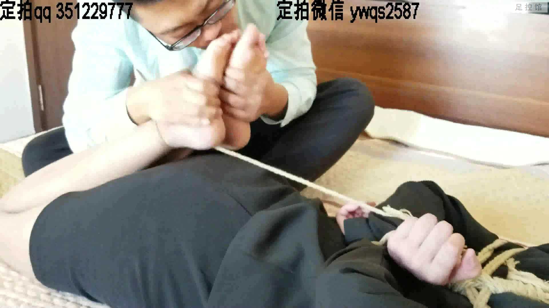 【一往情深】撕袜舔脚[00_32_55][20230110-222356].png