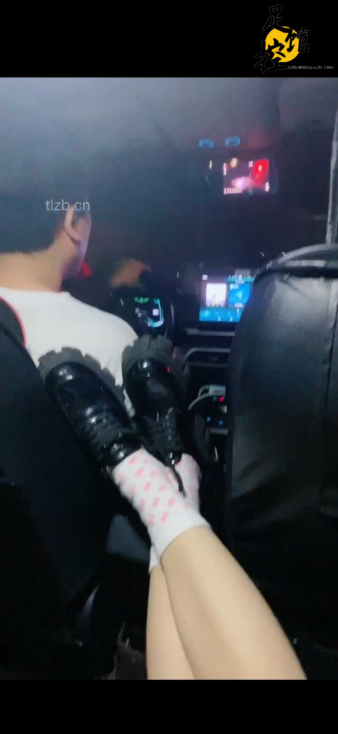 Screenshot_20231021_215145_com.huawei.himovie.jpg