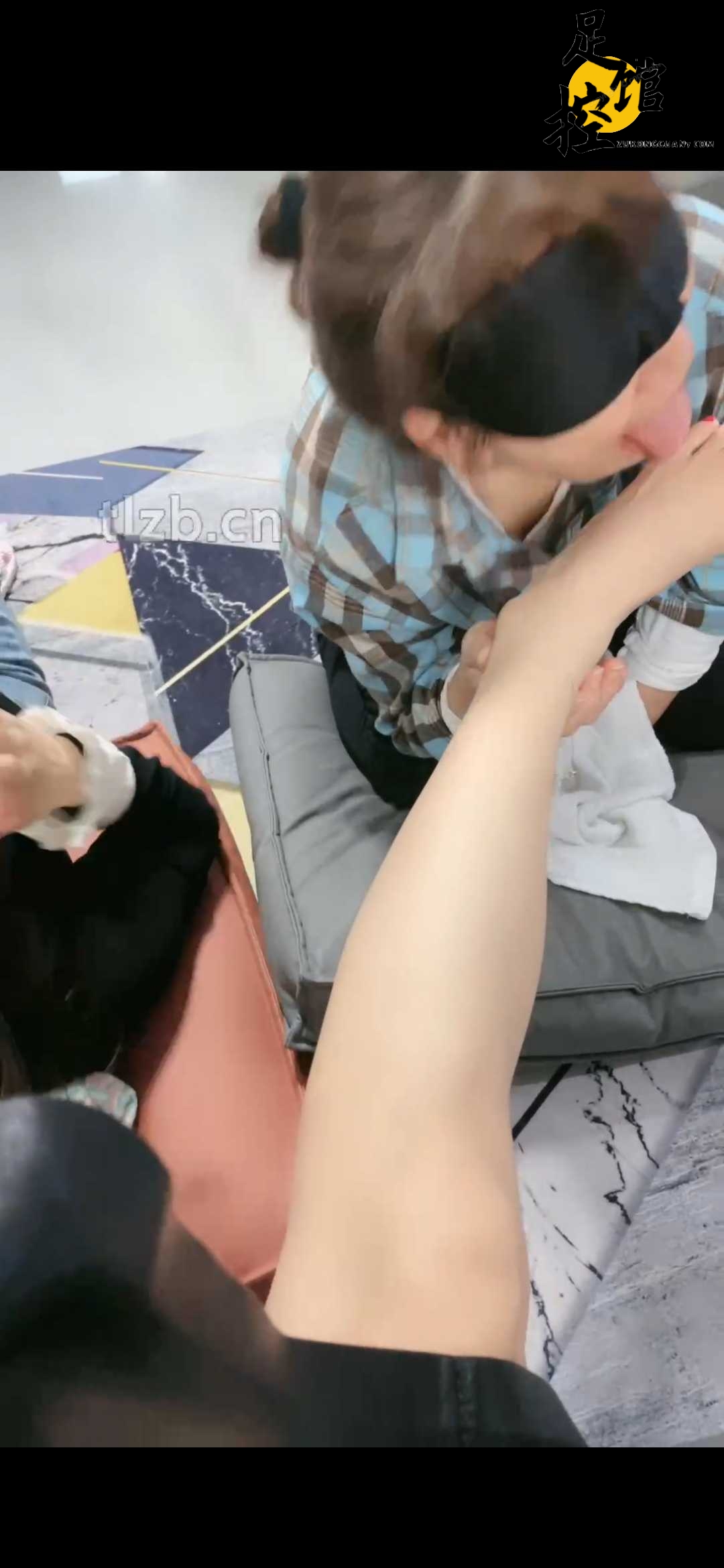 Screenshot_20231024_232230_com.huawei.himovie.jpg