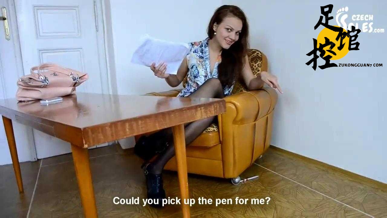 完整视频 - Friend pantyhose seduction, POV (POV foot worship, pantyhose, high he.jpg