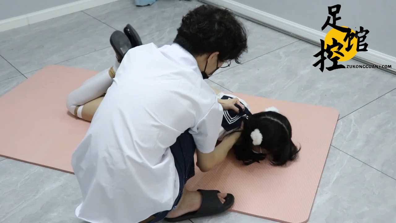 [咕咕精] 茶茶遇劫记（4）白丝jk萝莉[00_26_28][20231008-220252].png