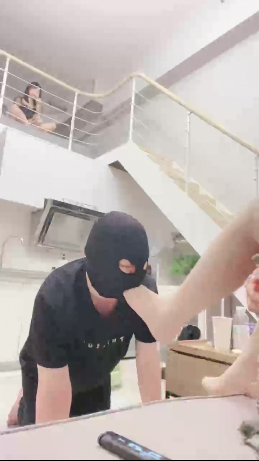 Screenshot_20260430_152249_com.huawei.himovie_edit_19433324818388.jpg